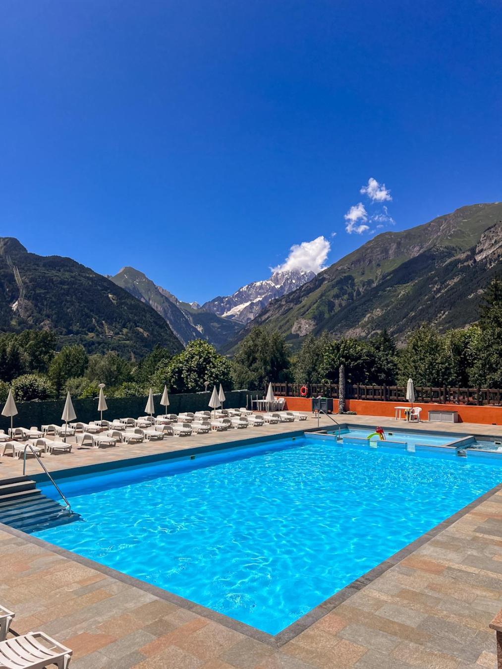Bijoux Des Alpes - Mont Blanc Village La Salle Exteriér fotografie