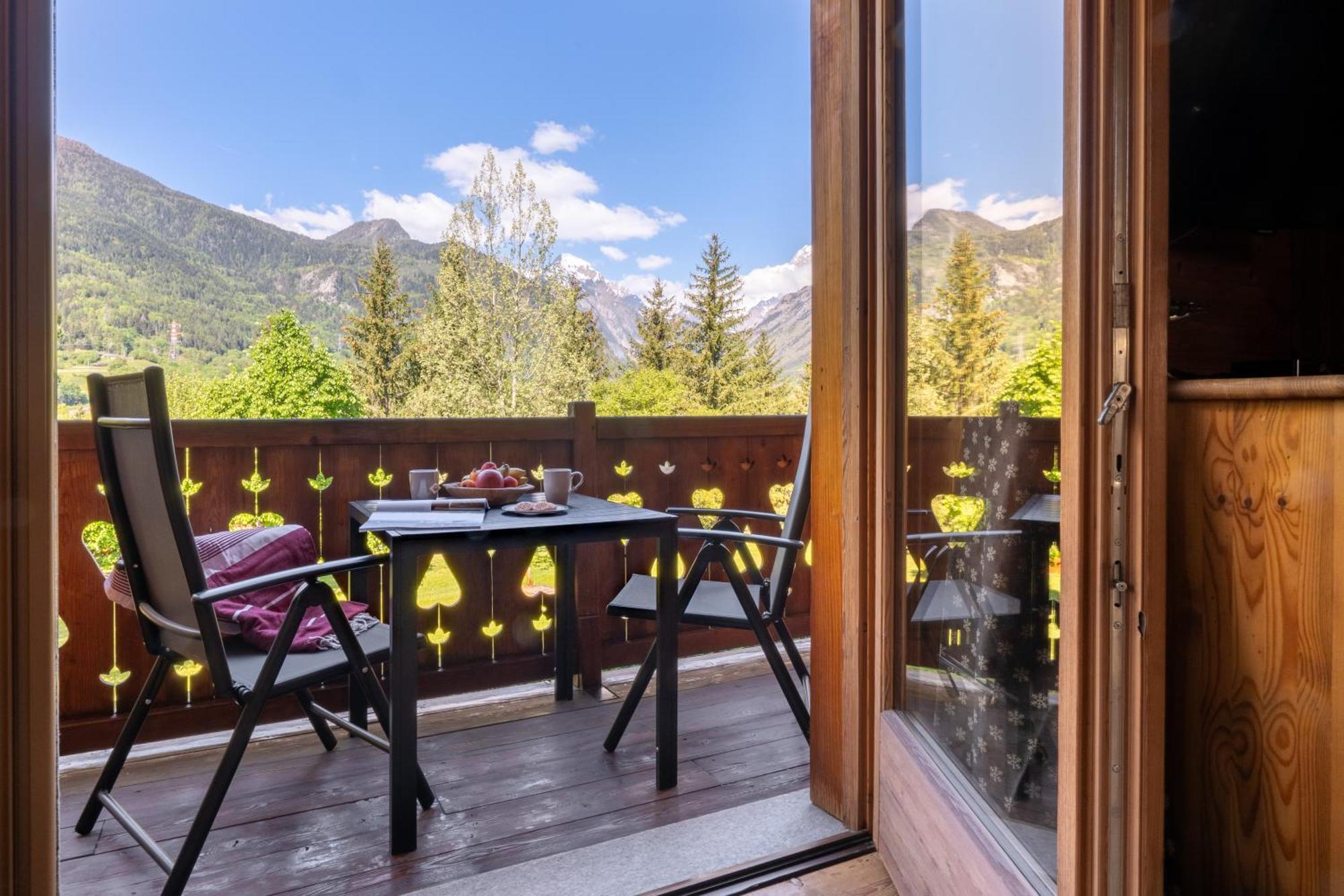 Bijoux Des Alpes - Mont Blanc Village La Salle Exteriér fotografie